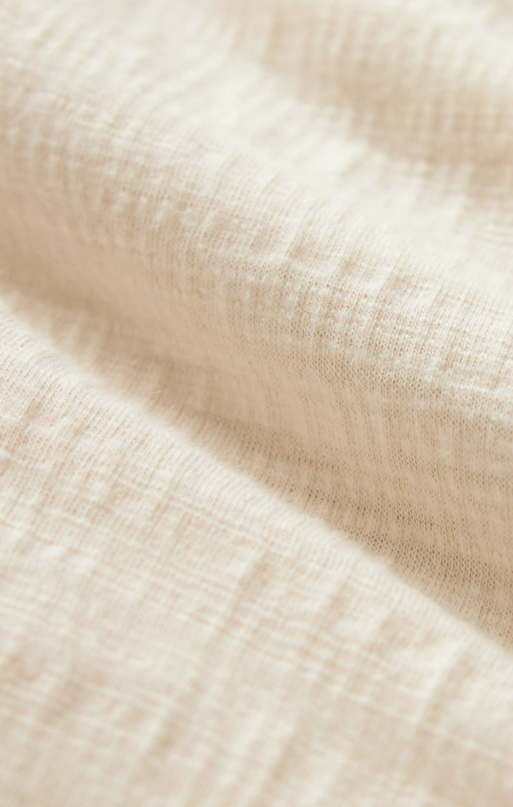 Whisper White